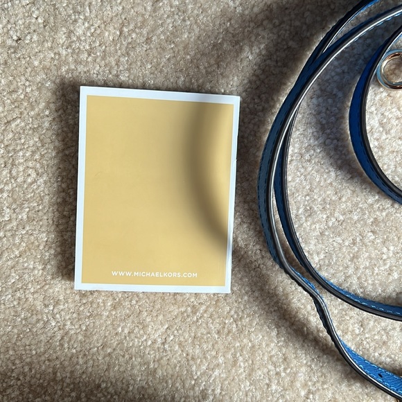 Blue MK Bag w strap - Picture 7 of 17